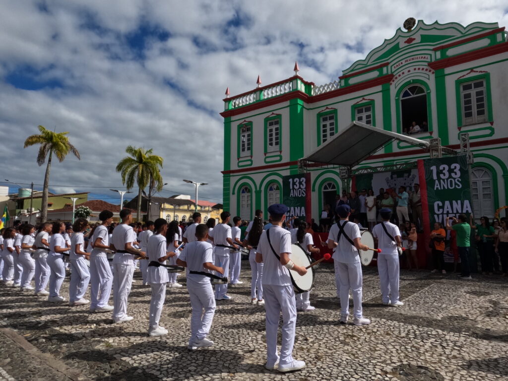 Desfile Celebra os 133 Anos de Emancipação Política de Canavieiras
