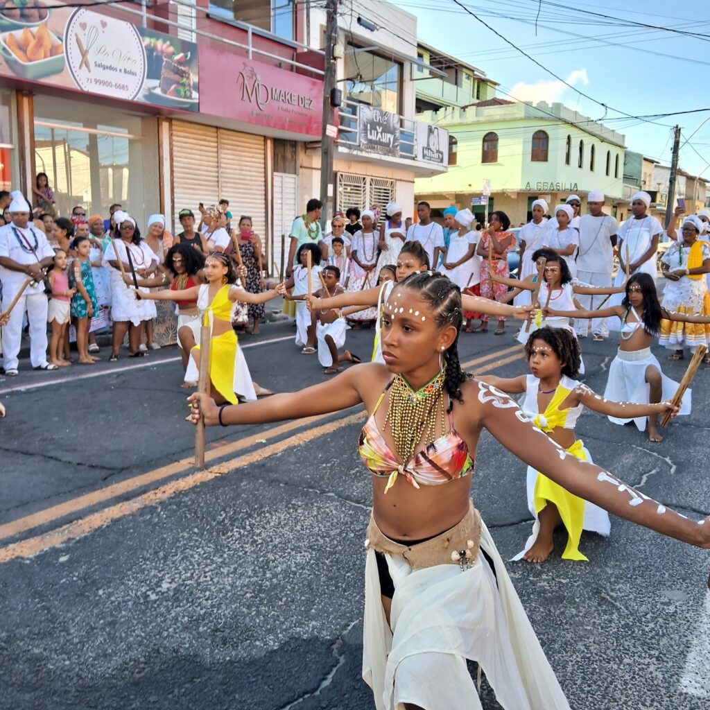 Caminhada Cultural Celebra o Dia da Consciência Negra com Reflexão e Arte